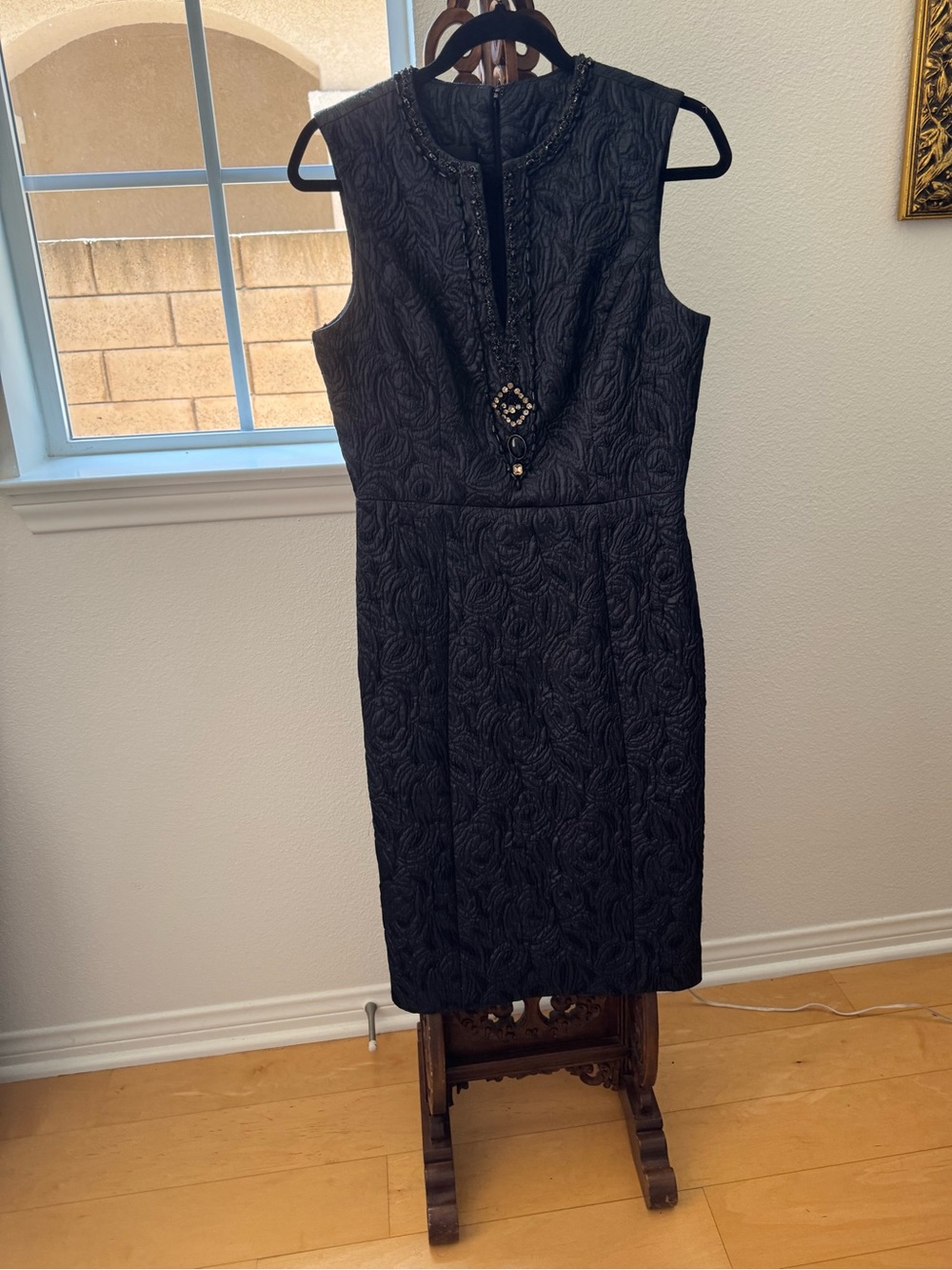Monique Lhuillier Black Textured Sleeveless Midi Dress & Beaded Detail Small 4-6